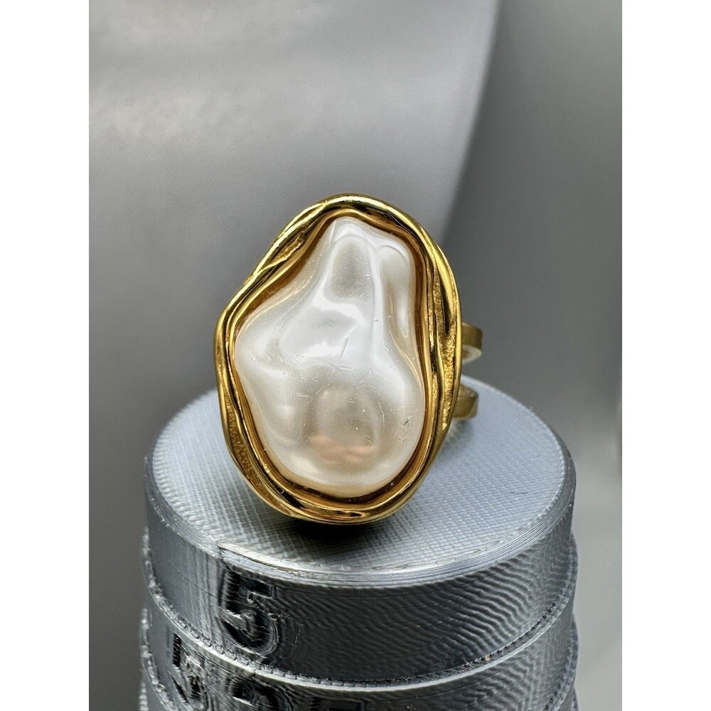 Bailey Amsterdam AuraPearl 18k Plate Ring Organic